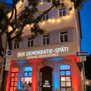 Lange Nacht der Demokratie_Foto c Museum Hegel-Haus, Foto Julia Ochs_Visualisierung unter Verwendung von KI-Werkzeugen.